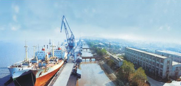 工廠、商務大樓、工業園區、私人企業、電影院、銀行、政府機關、學校、酒店娛樂場所等工業管道疏通、沉淀池清理、化糞池清理、隔油池清理、污泥凈化處理、污水池處理、沉淀池清理、化糞池清理