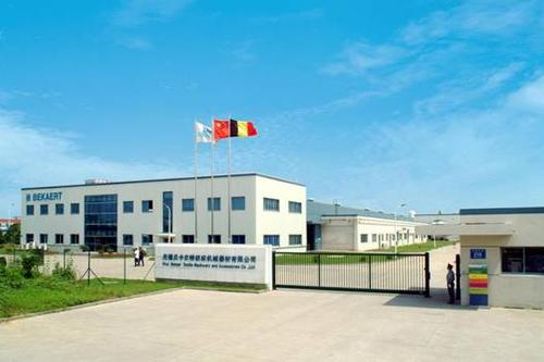 工廠、商務大樓、工業園區、私人企業、電影院、銀行、政府機關、學校、酒店娛樂場所等工業管道疏通、沉淀池清理、化糞池清理、隔油池清理、污泥凈化處理、污水池處理、沉淀池清理、化糞池清理